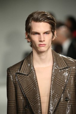 calvin klein koleksiyonu