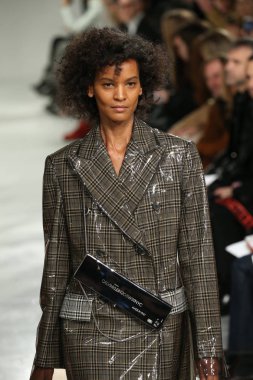 calvin klein koleksiyonu 