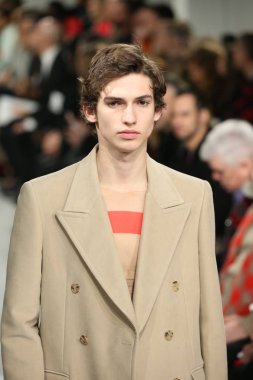 calvin klein koleksiyonu