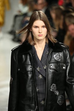 calvin klein koleksiyonu 