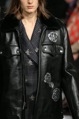 calvin klein koleksiyonu 