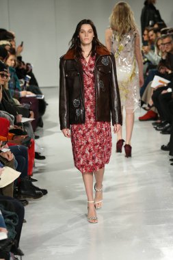  calvin klein koleksiyonu 