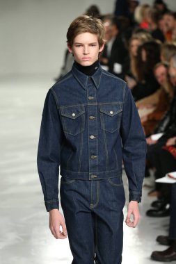 calvin klein koleksiyonu 