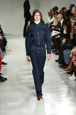  calvin klein koleksiyonu 