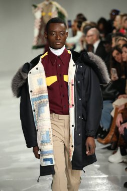  calvin klein koleksiyonu 