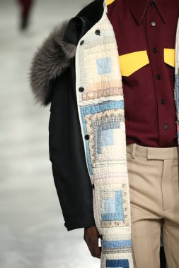  calvin klein koleksiyonu 