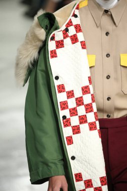  calvin klein koleksiyonu 