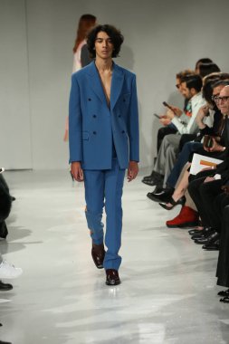  calvin klein koleksiyonu 