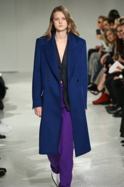  calvin klein koleksiyonu 