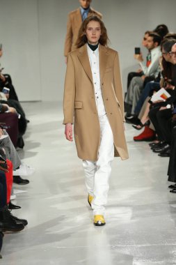  calvin klein koleksiyonu 