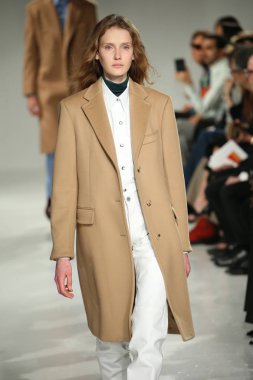  calvin klein koleksiyonu 