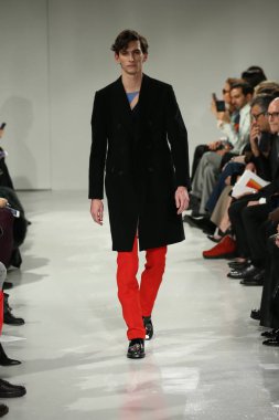  calvin klein koleksiyonu 