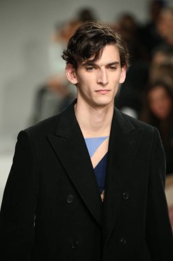  calvin klein koleksiyonu 