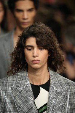 calvin klein koleksiyonu 