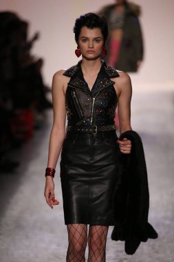 Jeremy Scott gösteri