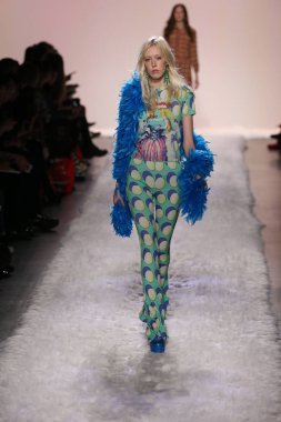 Jeremy Scott gösteri