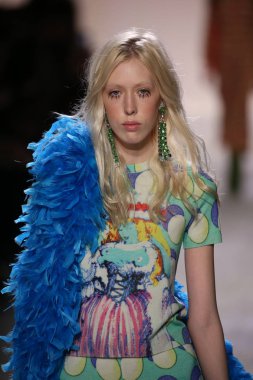 Jeremy Scott gösteri