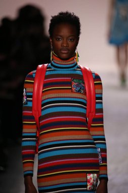 Jeremy Scott gösteri