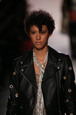 Jeremy Scott gösteri 