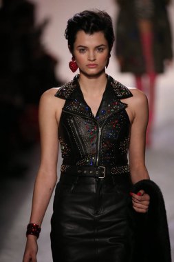 Jeremy Scott gösteri