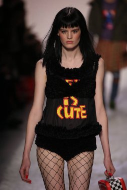 Jeremy Scott gösteri 