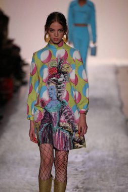 Jeremy Scott gösteri