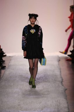 Jeremy Scott gösteri