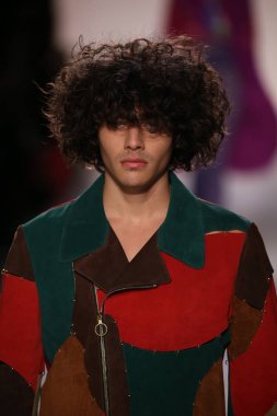 Jeremy Scott gösteri 