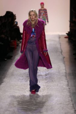 Jeremy Scott gösteri