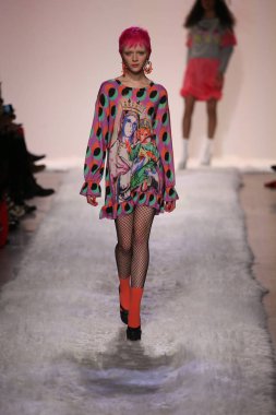 Jeremy Scott gösteri