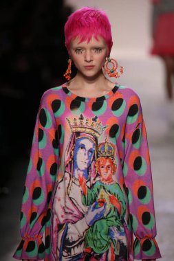 Jeremy Scott gösteri