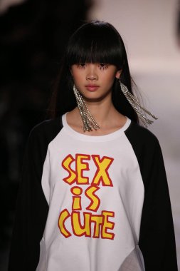 Jeremy Scott gösteri