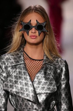 Jeremy Scott gösteri