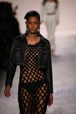 Jeremy Scott gösteri