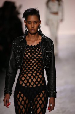 Jeremy Scott gösteri