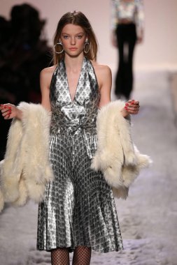 Jeremy Scott gösteri