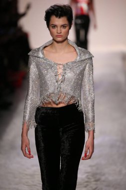 Jeremy Scott gösteri