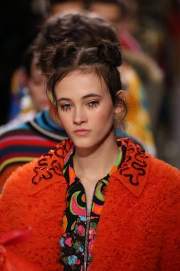 Jeremy Scott gösteri