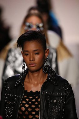 Jeremy Scott gösteri