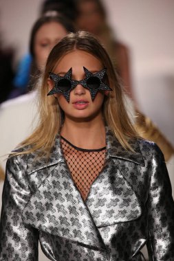 Jeremy Scott gösteri