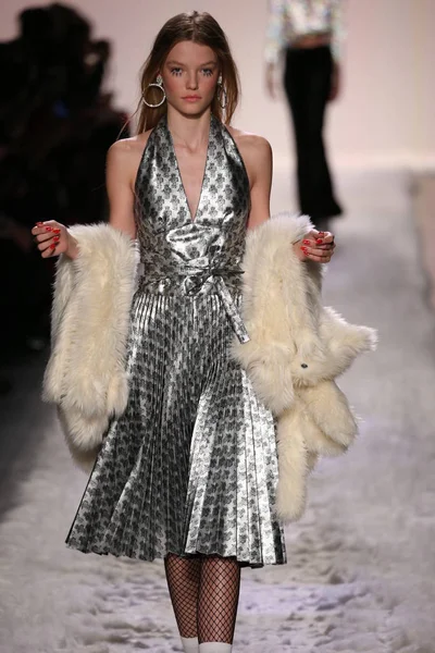 Jeremy Scott gösteri