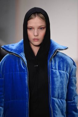 Dion Lee koleksiyonu 