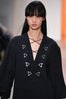 Dion Lee koleksiyonu 