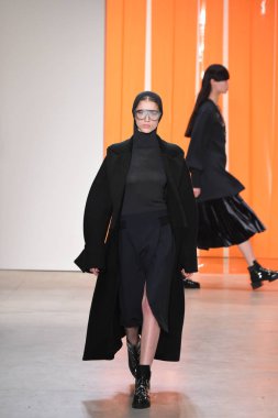 Dion Lee koleksiyonu 