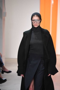 Dion Lee koleksiyonu 