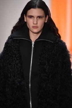 Dion Lee koleksiyonu 