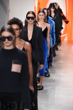 Dion Lee koleksiyonu 