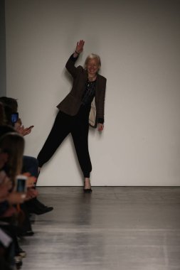 Tasarımcı Monika Kowalska 