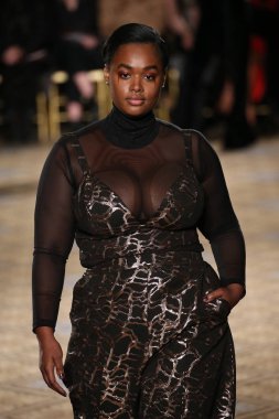  Christian Siriano koleksiyonu 