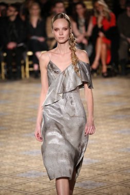 Christian Siriano koleksiyonu 